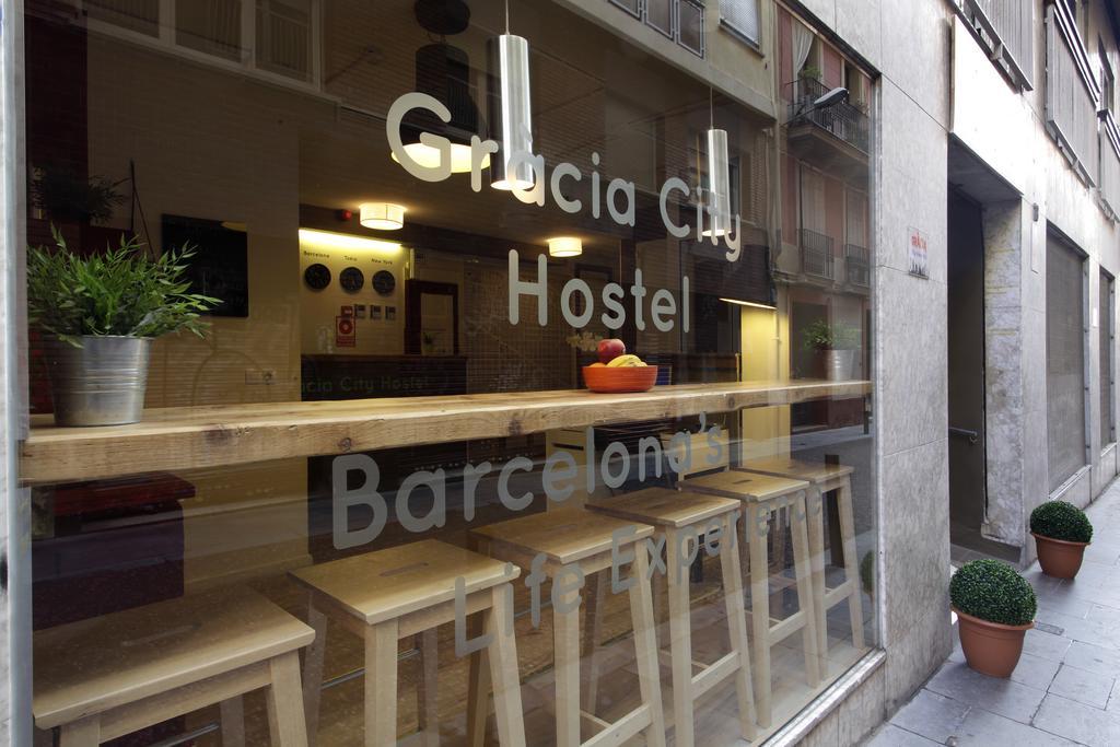 Gracia City Hostel バルセロナ エクステリア 写真 A hostel in Barcelona, Spain